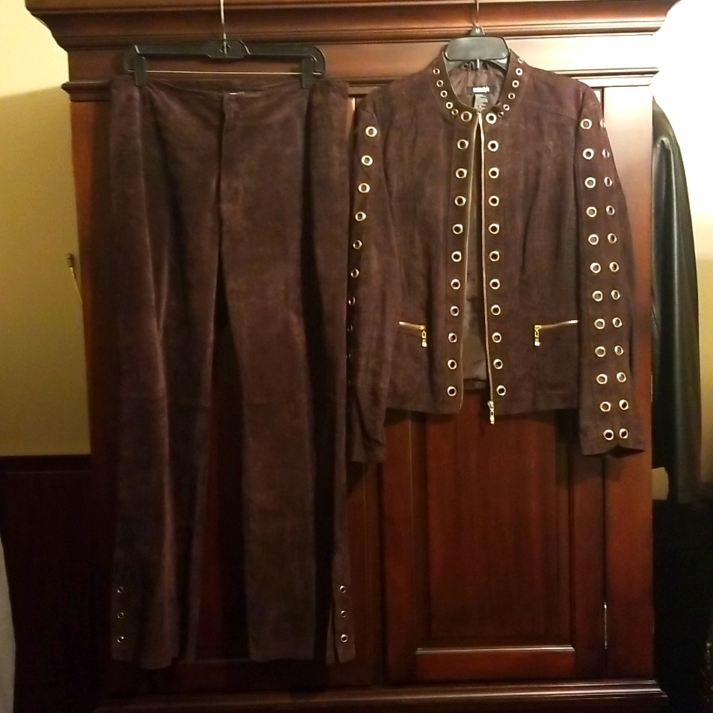 Leather/suede 2-piece pant suit